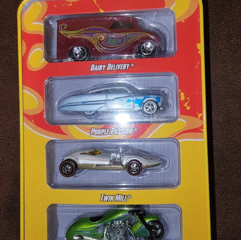 Hotwheels - Picture 2 of 2